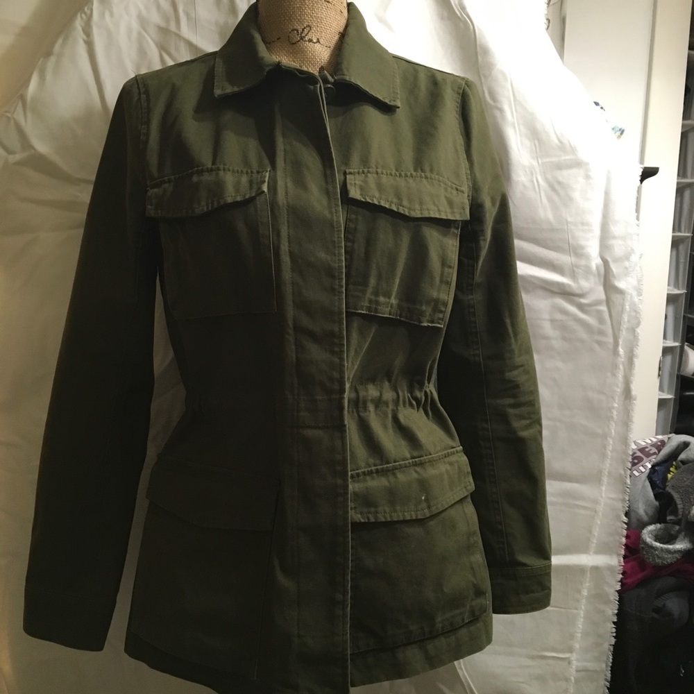 ☘️☘️Fitted military inspired jacket☘️☘️